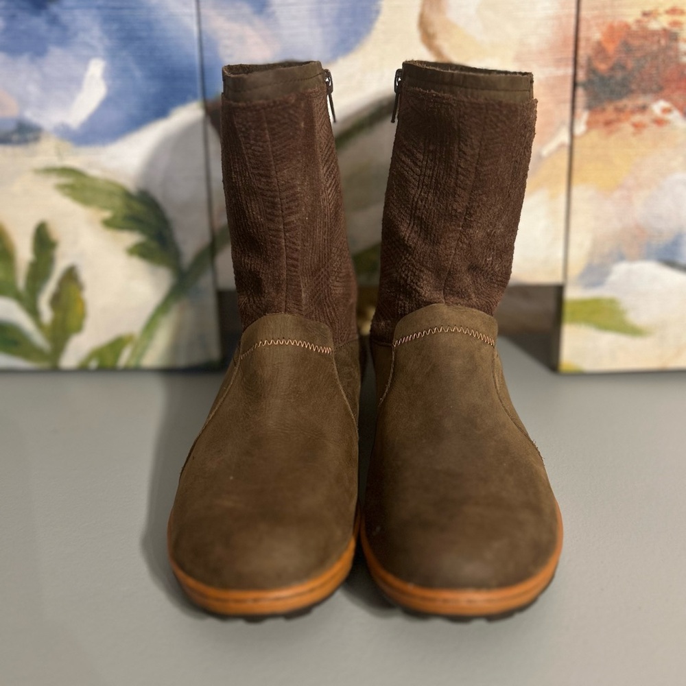 Merrell Women's Dark Brown Winter Boots - Picture 10 of 11
